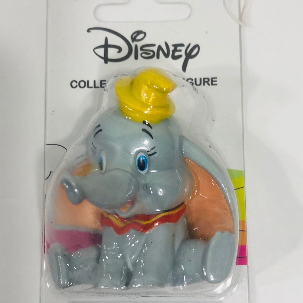 🎁Host Pick🎁Dumbo Mini Figure - Picture 4 of 8